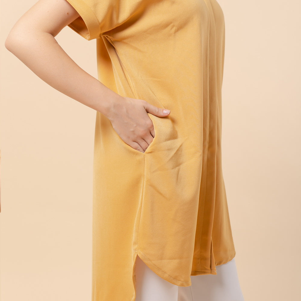 MERY YELLOW