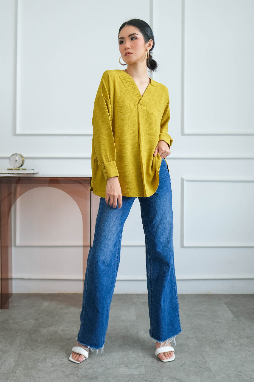 Merta Flowy Blouse