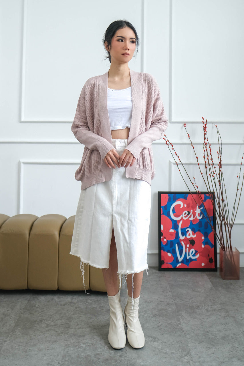 Vevia Knitted Outerwear